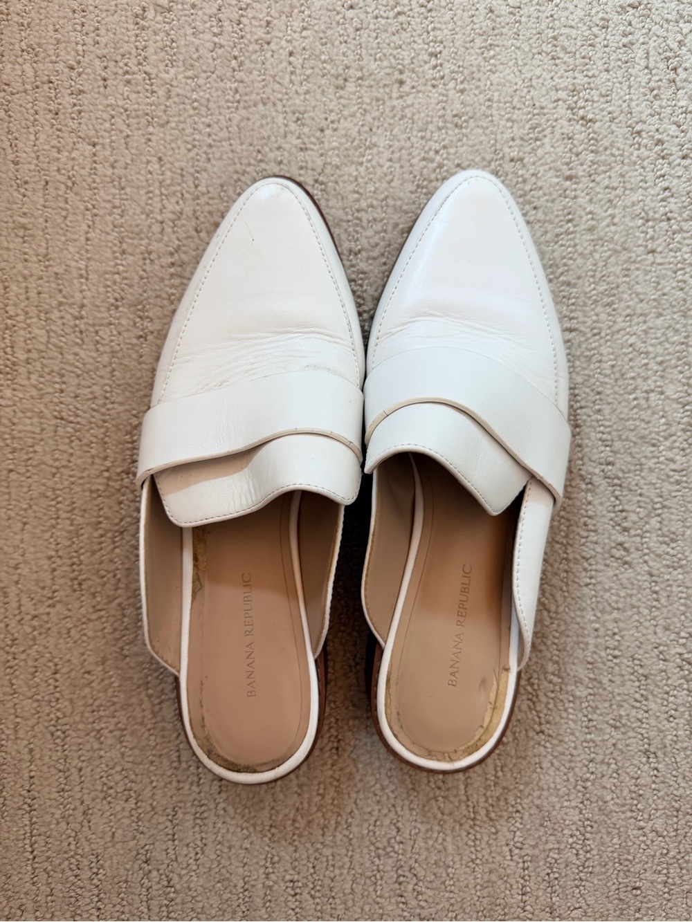 Banana Republic White Leather Pointed Slip-On Loafers
